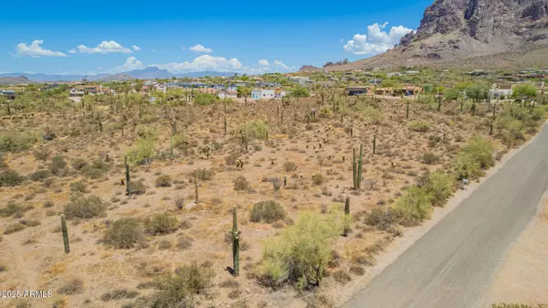 Apache Junction, AZ 85119,0 E Boulder ST Lot C -- #0