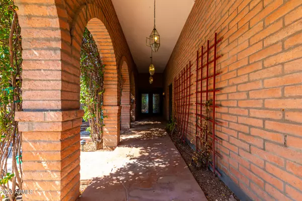 Phoenix, AZ 85016,6824 N 17TH Place