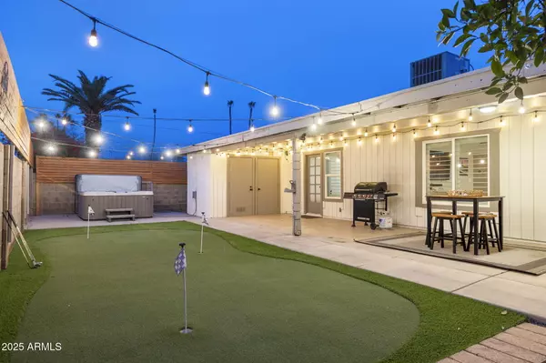 Tempe, AZ 85282,2226 S KACHINA Drive