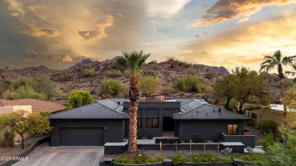 9046 N 28TH Street, Phoenix, AZ 85028