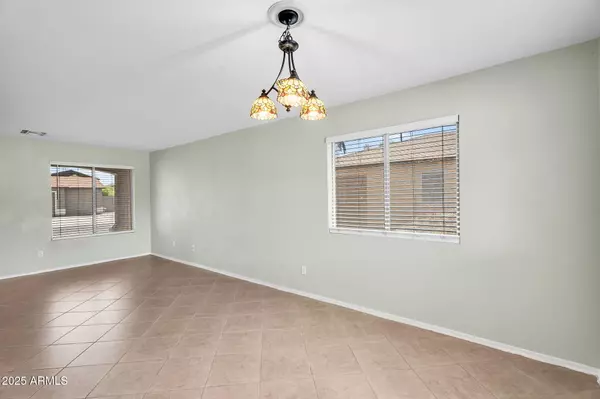 San Tan Valley, AZ 85143,1230 E DESERT MOON Trail
