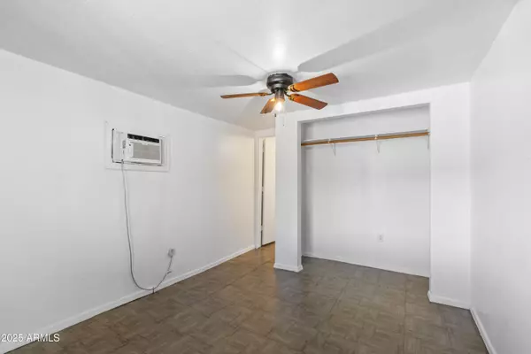 Phoenix, AZ 85017,3140 W OSBORN Road #138