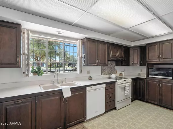 Coolidge, AZ 85128,657 W ROOSEVELT Avenue