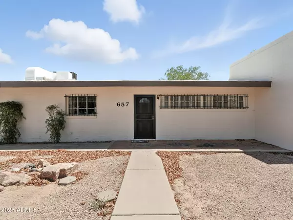 657 W ROOSEVELT Avenue, Coolidge, AZ 85128