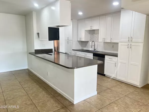 Tempe, AZ 85282,1816 E PALMCROFT Drive