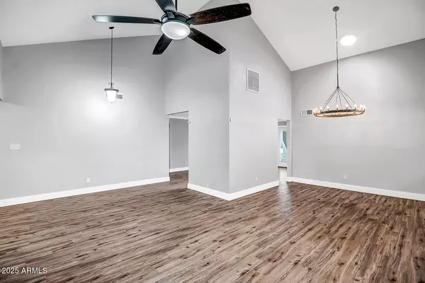 Phoenix, AZ 85053,3144 W JUNIPER Avenue