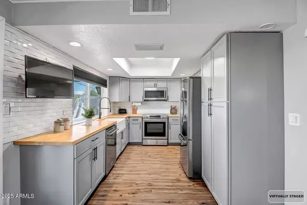 Phoenix, AZ 85053,3144 W JUNIPER Avenue