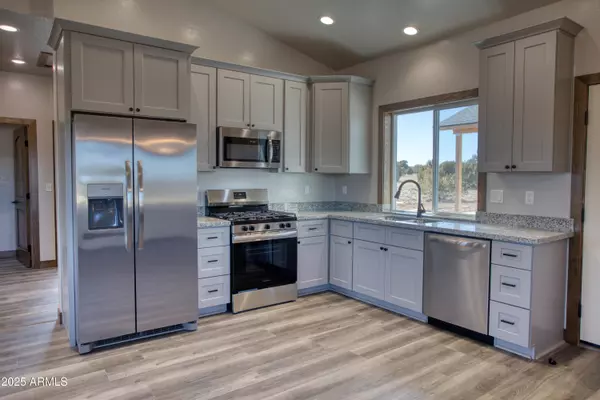 Show Low, AZ 85901,2101 E RIMSTONE Drive