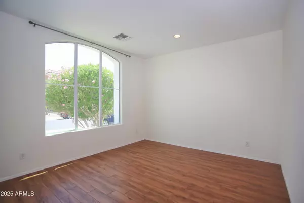 Tempe, AZ 85284,1090 W CAROLINE Lane