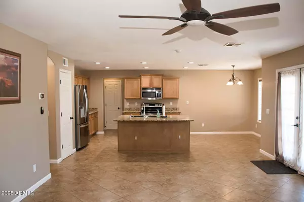 Apache Junction, AZ 85119,2104 E 36TH Avenue