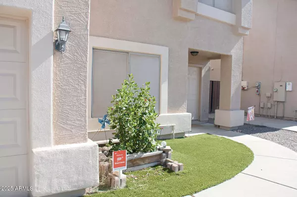 Apache Junction, AZ 85119,2104 E 36TH Avenue