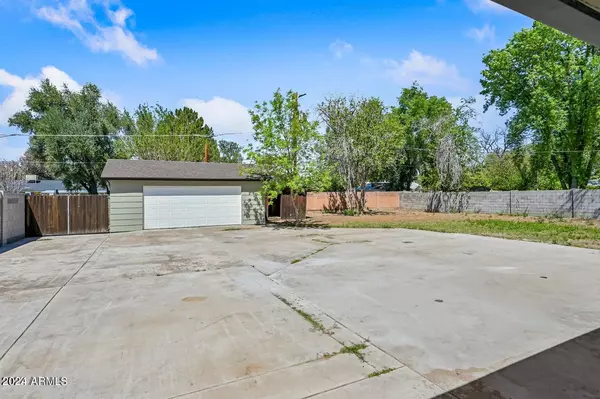 Phoenix, AZ 85013,1226 W RANCHO Drive