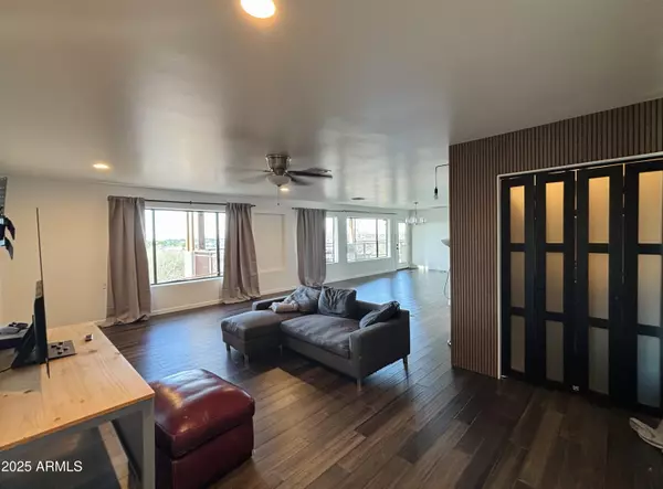 Phoenix, AZ 85041,1750 W Pearce Road