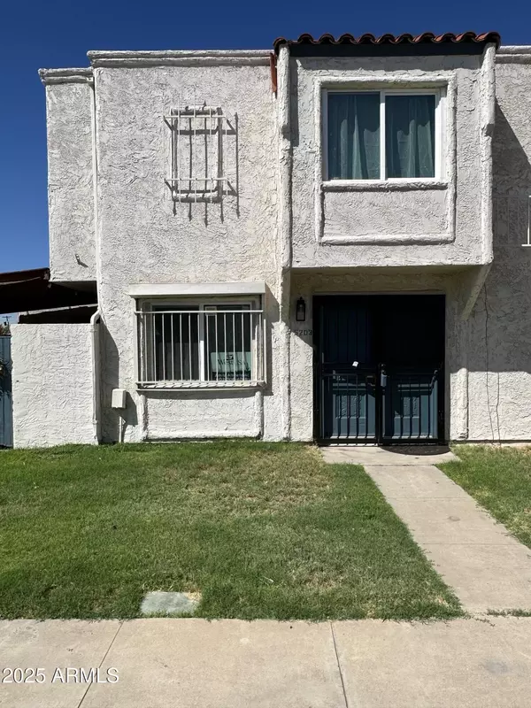 Phoenix, AZ 85019,5203 N 42ND Drive