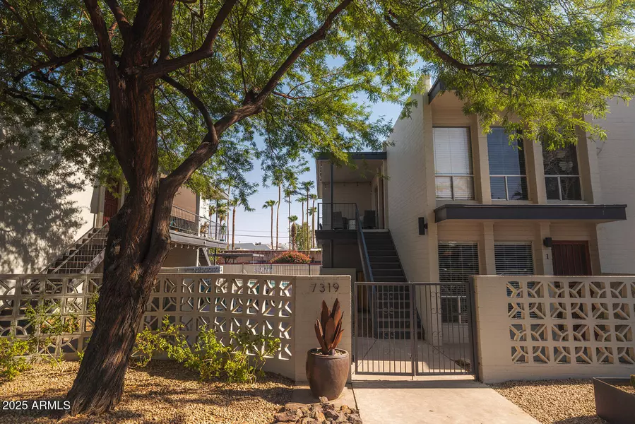 7319 E NORTHLAND Drive #5, Scottsdale, AZ 85251