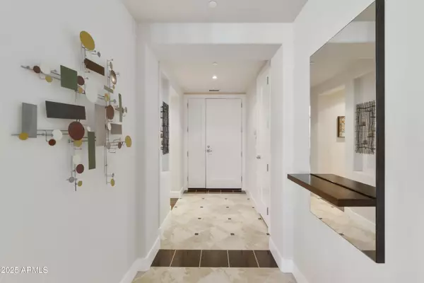 Tempe, AZ 85281,140 E RIO SALADO Parkway #302