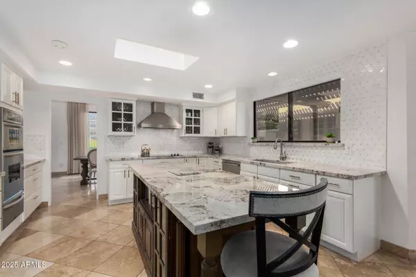 Phoenix, AZ 85016,2737 E ARIZONA BILTMORE Circle #4