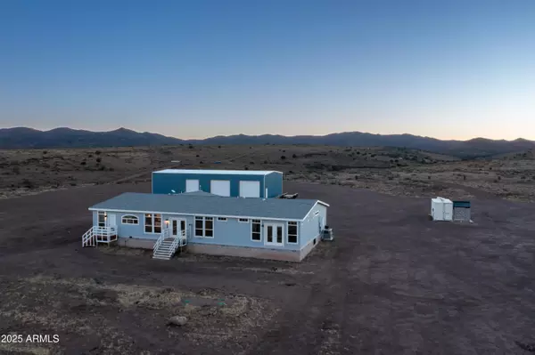 Wikieup, AZ 85360,19965 E Stargazer Drive
