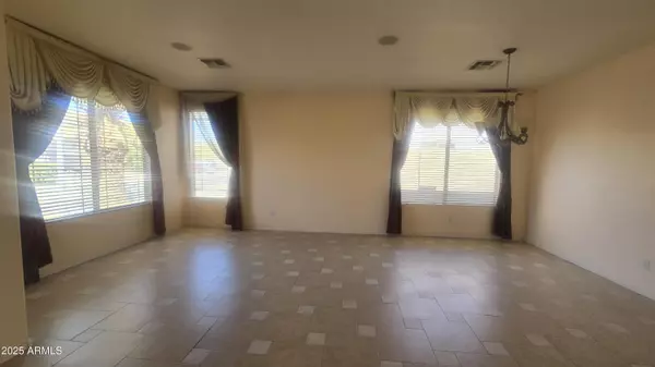 Chandler, AZ 85286,1353 W Roadrunner Drive