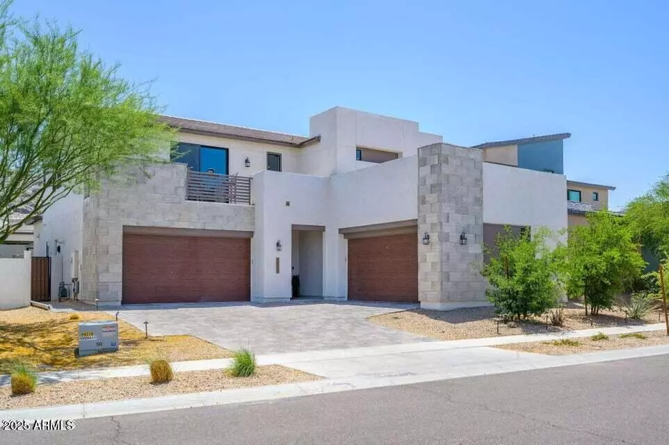 Phoenix, AZ 85042,1221 E Paseo Way