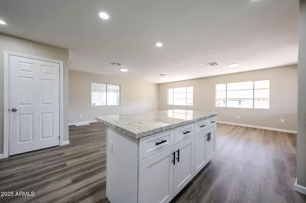 Phoenix, AZ 85027,2650 W UNION HILLS Drive #257