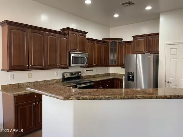Glendale, AZ 85305,8774 W LANE Avenue