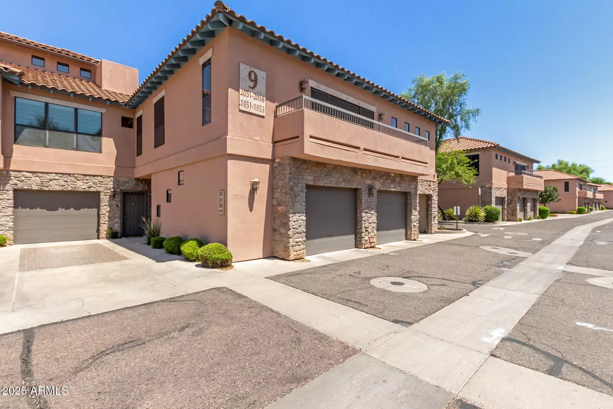 Phoenix, AZ 85050,20660 N 40TH Street #2058