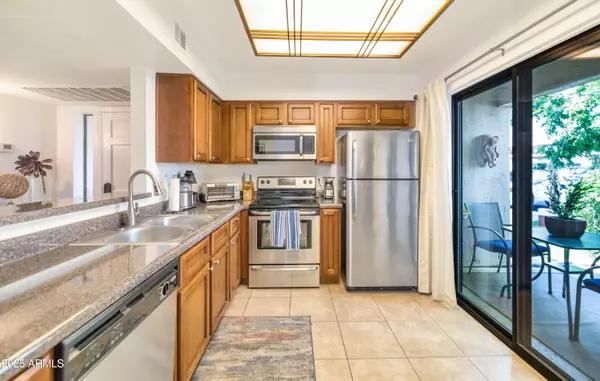 Scottsdale, AZ 85258,9275 E MISSION Lane #118