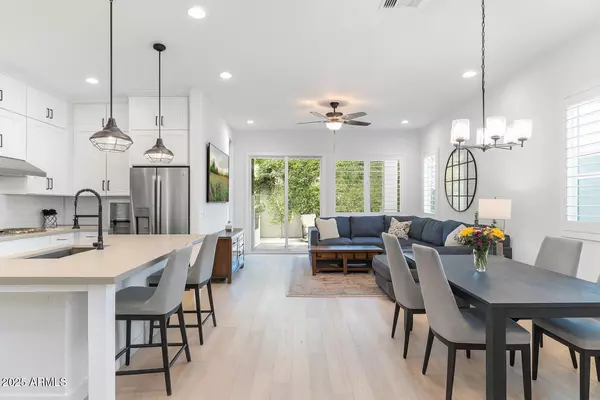 Phoenix, AZ 85014,1332 E SIERRA VISTA Drive