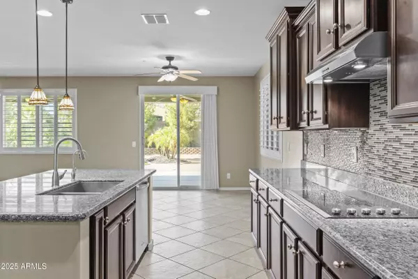 Peoria, AZ 85383,9382 W Louise Drive
