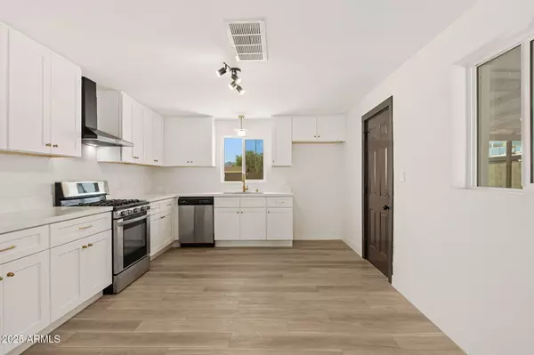 Phoenix, AZ 85041,3731 W WIER Avenue