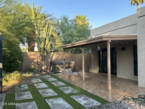 Scottsdale, AZ 85254,6614 E JUNIPER Avenue