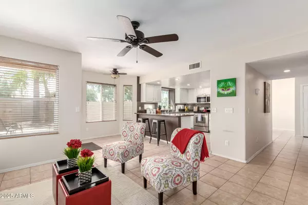 Gilbert, AZ 85233,1002 S PORT Drive