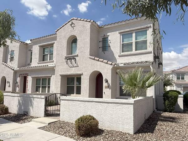Chandler, AZ 85248,4077 S SABRINA Drive #58