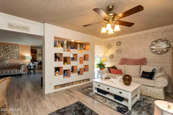 Phoenix, AZ 85014,6767 N 7TH Street #105