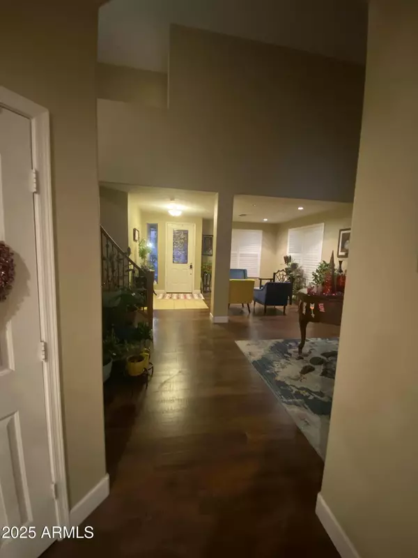 Phoenix, AZ 85041,3233 W PLEASANT Lane