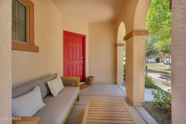 Gilbert, AZ 85296,3068 E TAMARISK Street