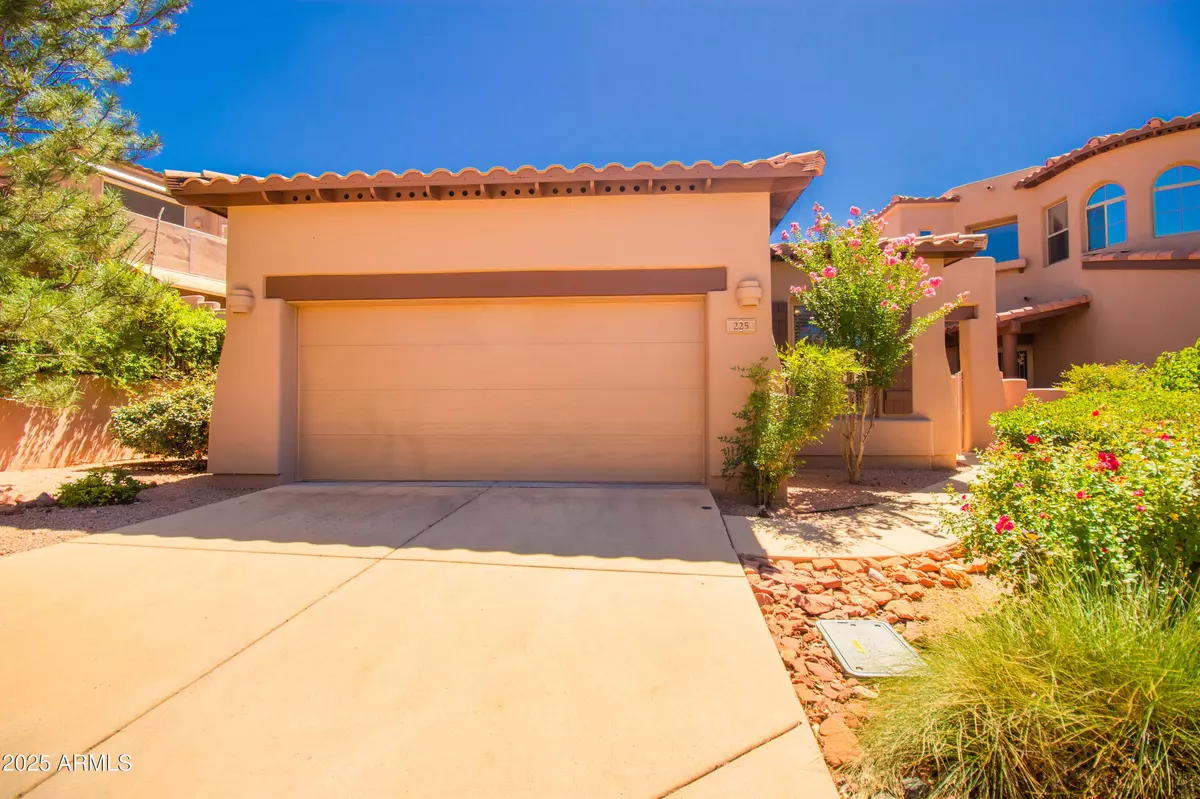 Sedona, AZ 86351,225 COLINAS --