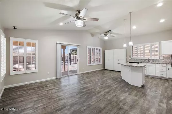 Phoenix, AZ 85044,4623 E DESERT WIND Drive