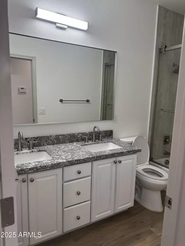 Chandler, AZ 85225,2172 E CARLA VISTA Place