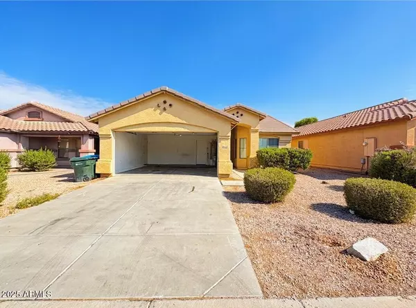 9916 W SOUTHGATE Avenue, Tolleson, AZ 85353