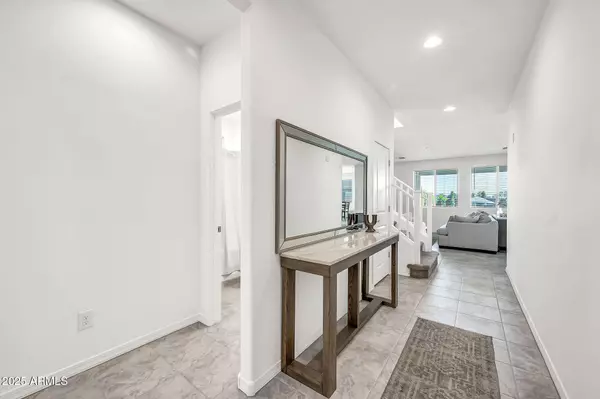 Glendale, AZ 85305,9009 W ORANGE Drive