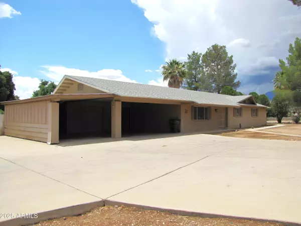 Sierra Vista, AZ 85635,947 CARDINAL Avenue
