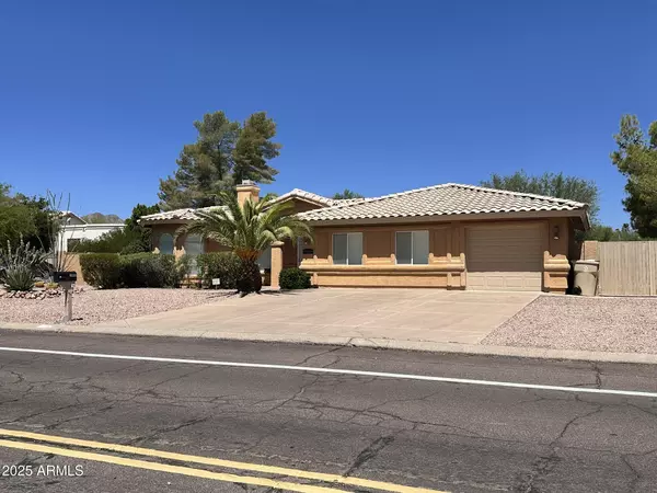 16040 N BOULDER Drive, Fountain Hills, AZ 85268