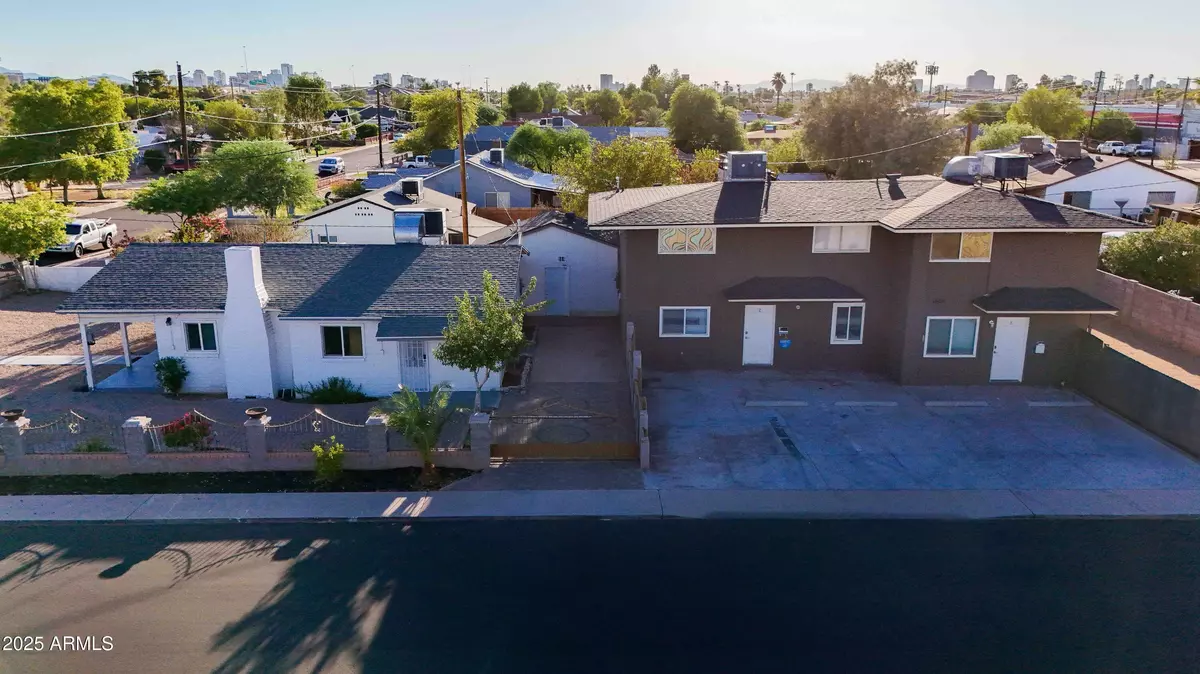 Phoenix, AZ 85008,2646 E WILLETTA Street