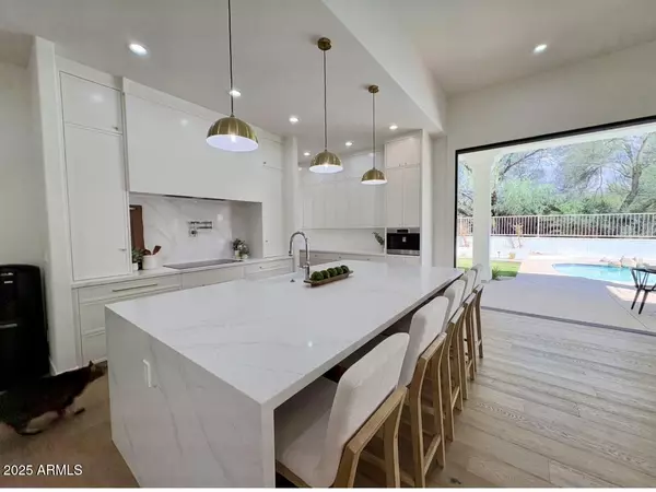 Scottsdale, AZ 85259,12134 E MERCER Lane