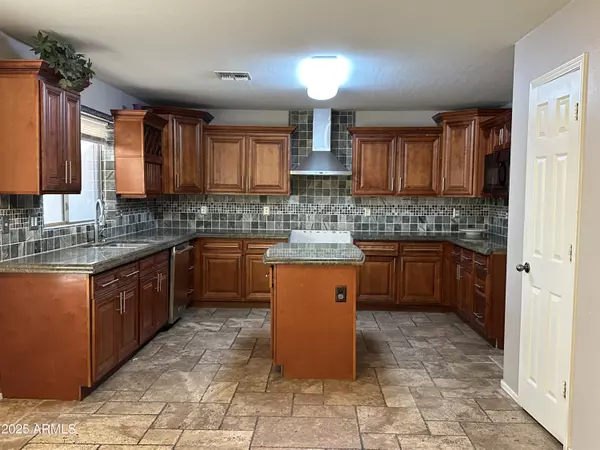 El Mirage, AZ 85335,12733 W BOCA RATON Road