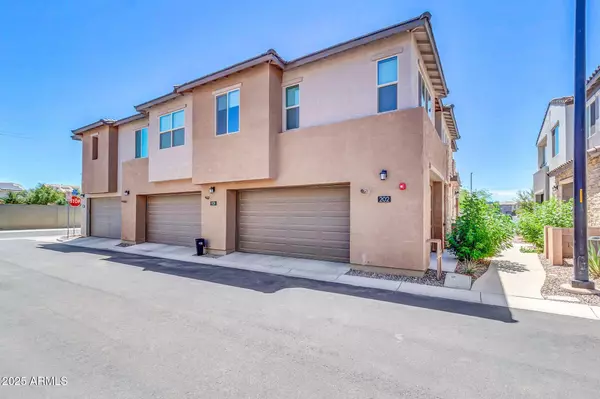 Gilbert, AZ 85297,776 E DORAL Avenue #202