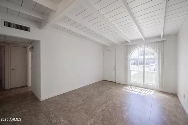 Chandler, AZ 85224,388 N COMANCHE Drive #20
