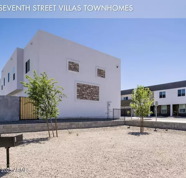 Phoenix, AZ 85042,6631 S 7th Street #4